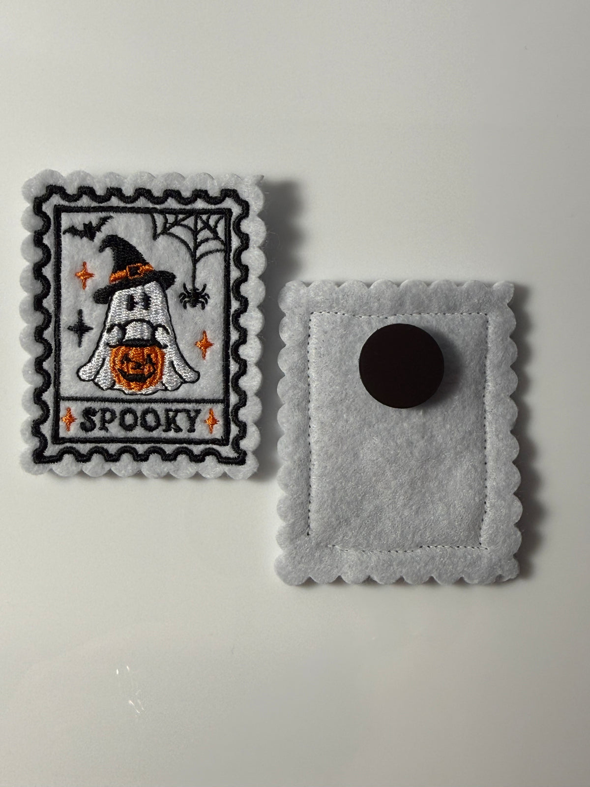 Embroidered Spooky Ghost Halloween Magnet